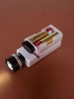 100円充電器にLEDライト
